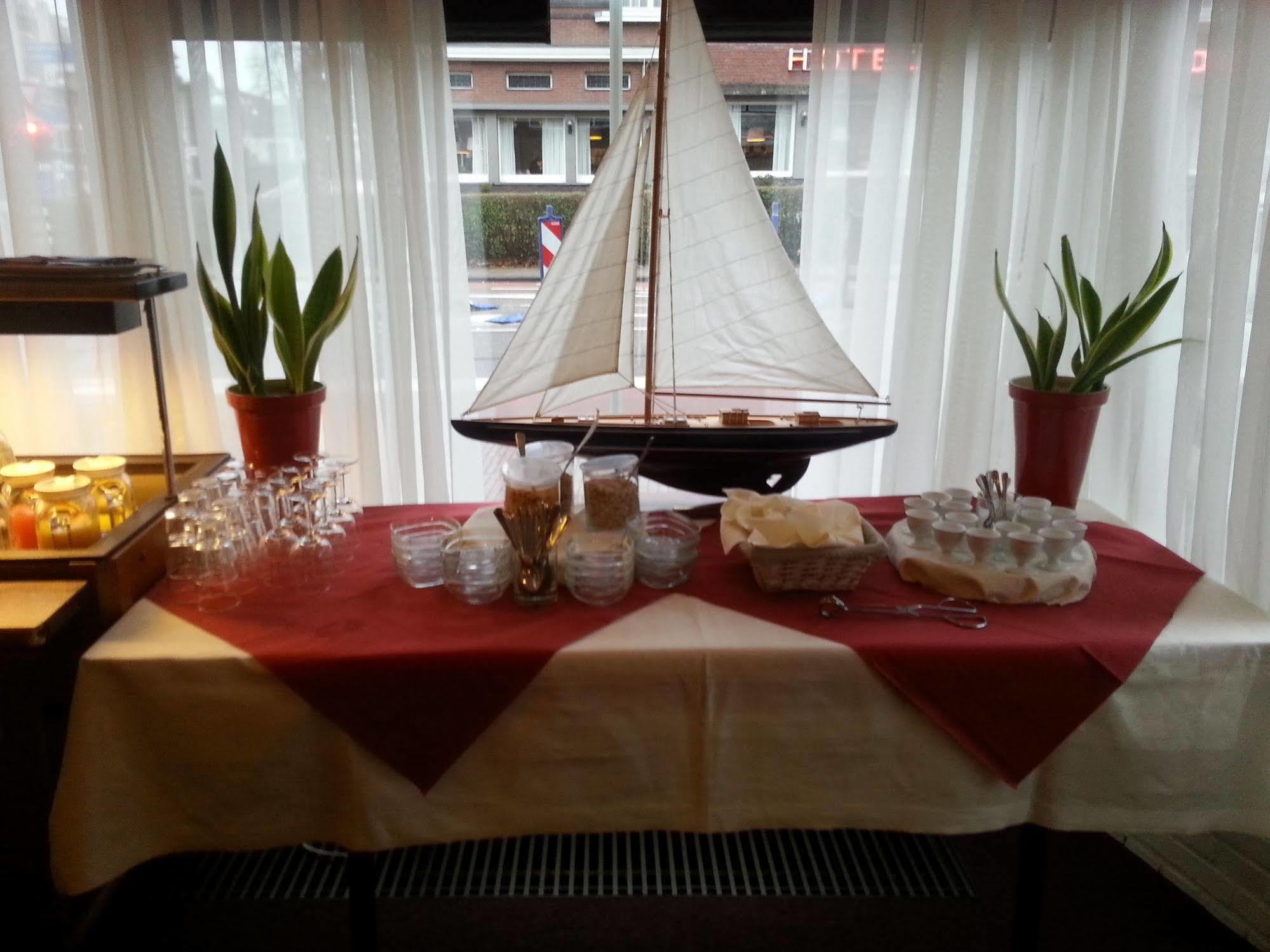 Oranje Hotel Sittard Εξωτερικό φωτογραφία