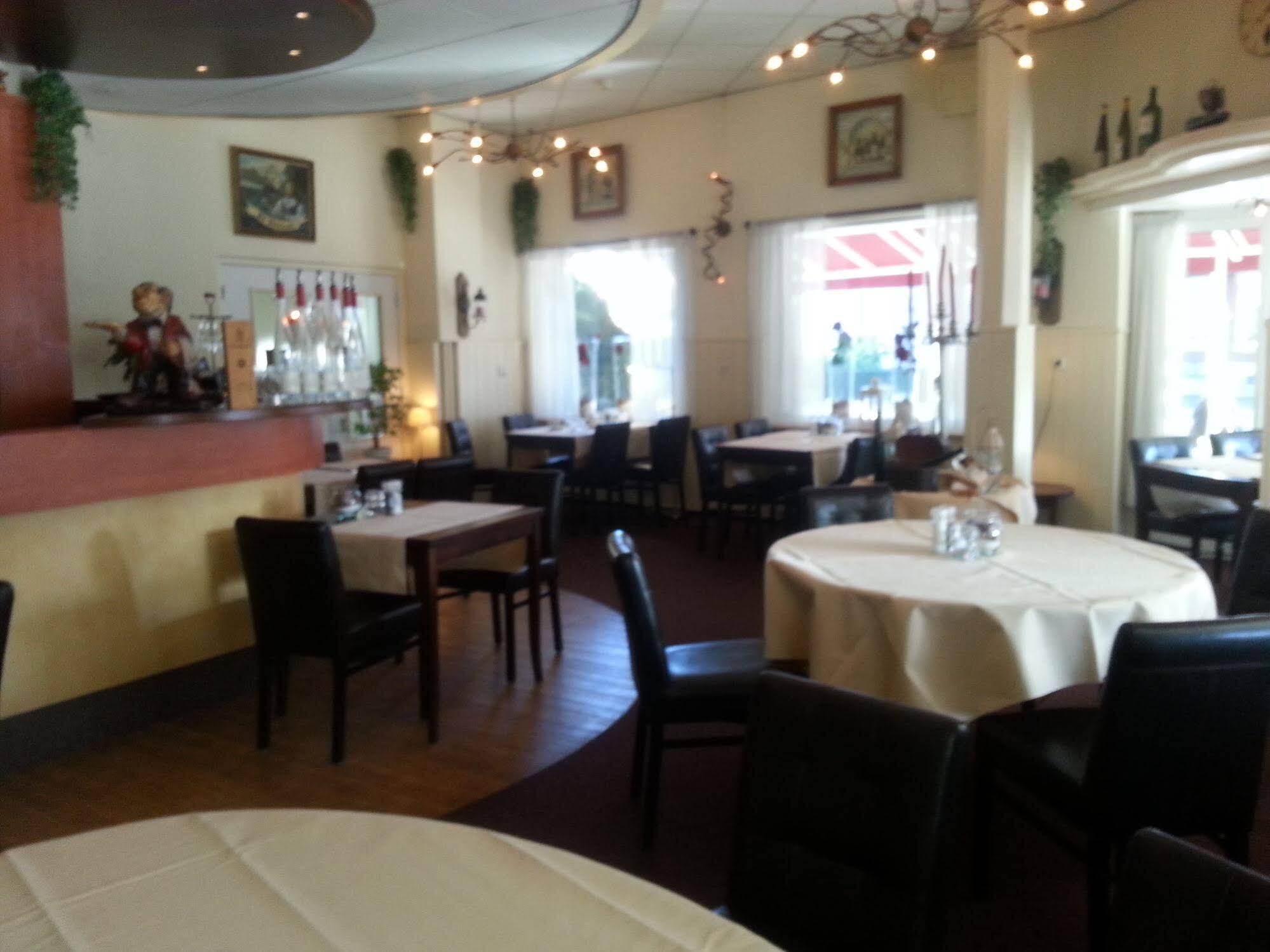 Oranje Hotel Sittard Εξωτερικό φωτογραφία