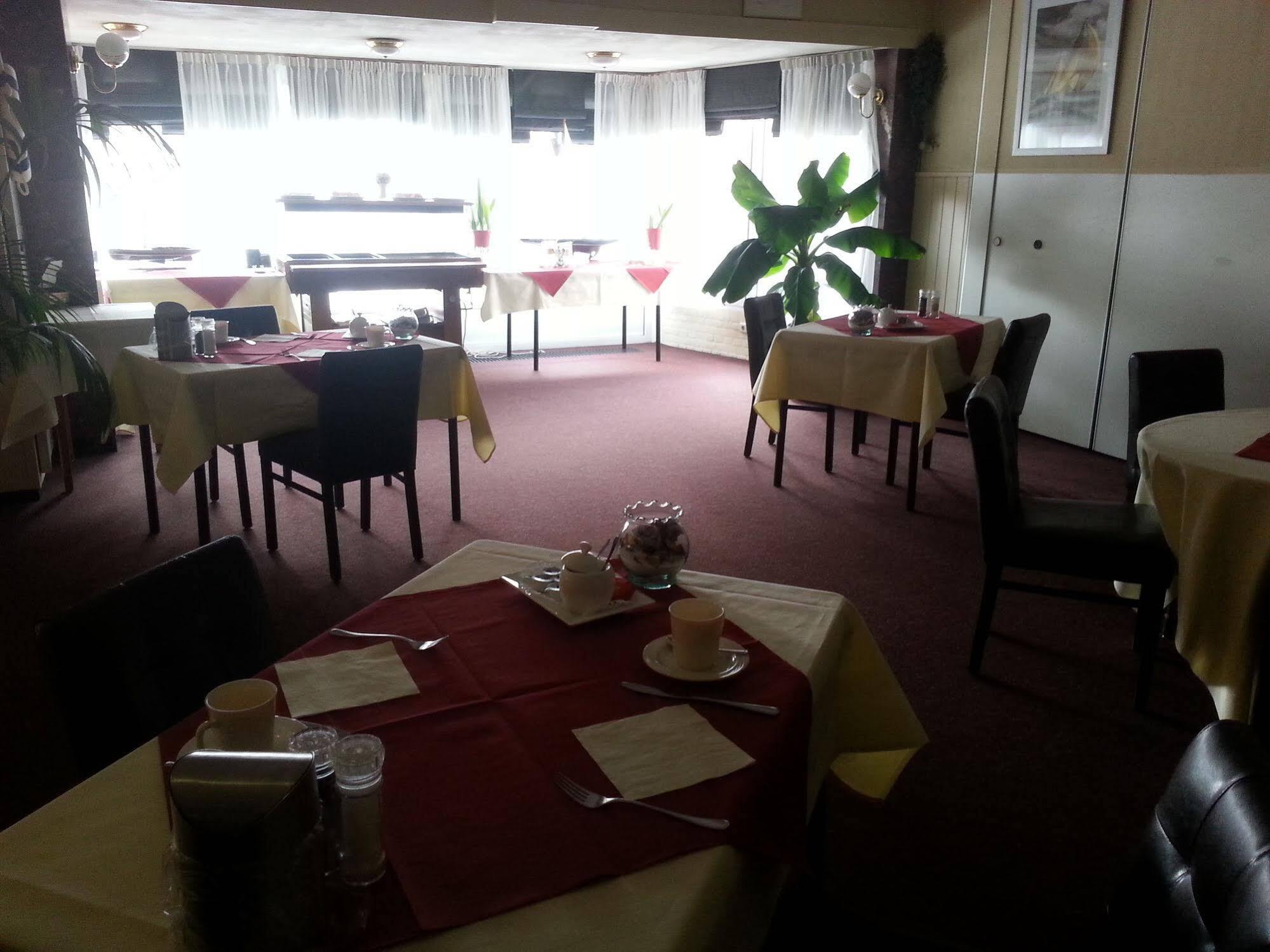 Oranje Hotel Sittard Εξωτερικό φωτογραφία